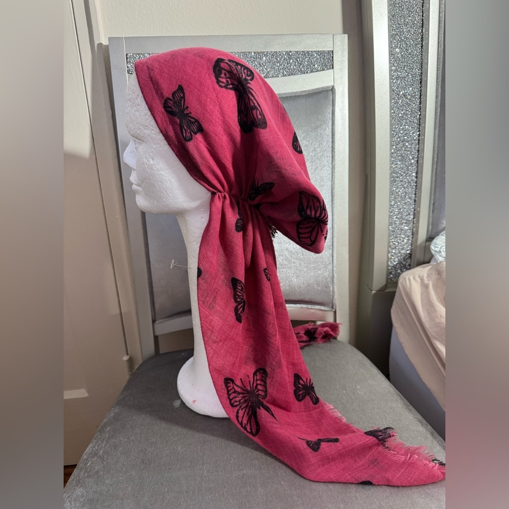 Pink and Black Scarf with Elegant Design